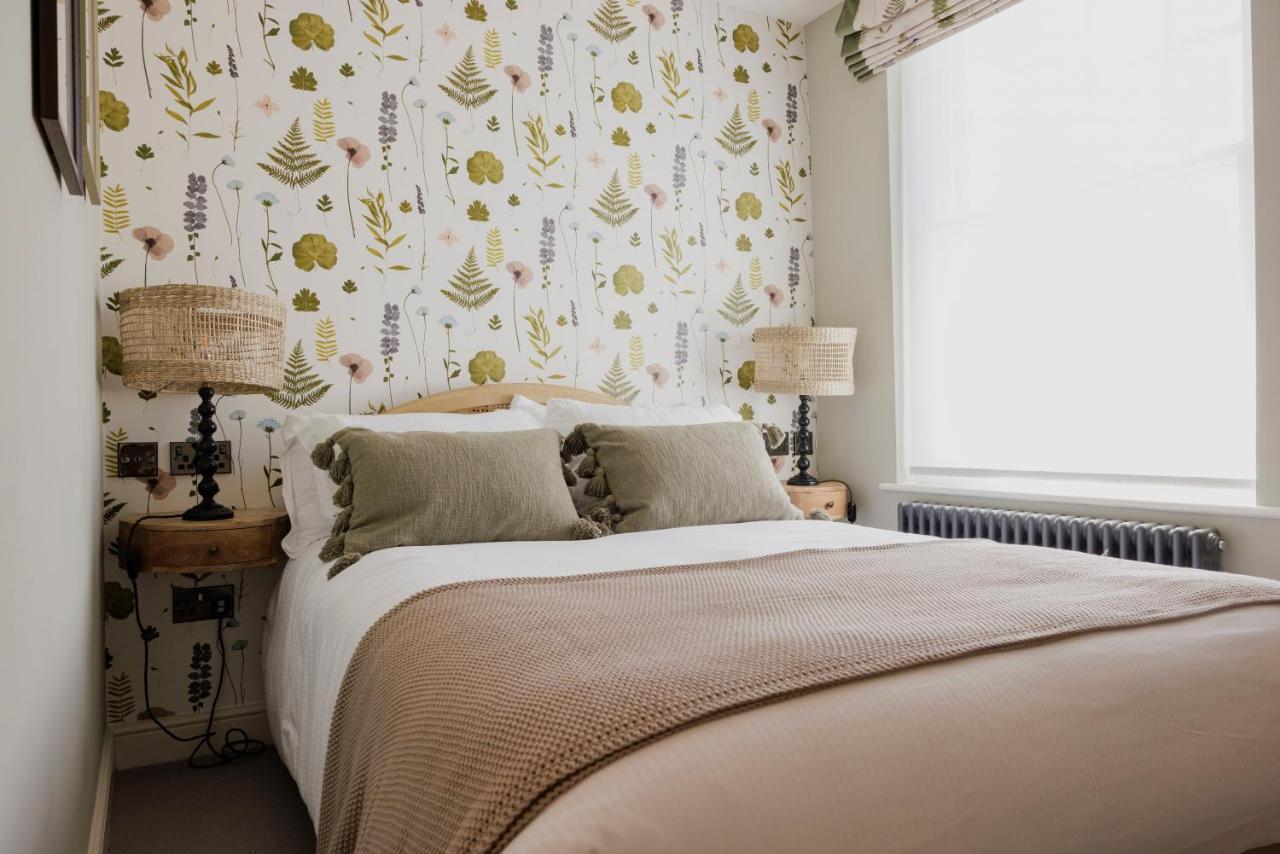 The George & Dragon Hotel Westerham Bagian luar foto