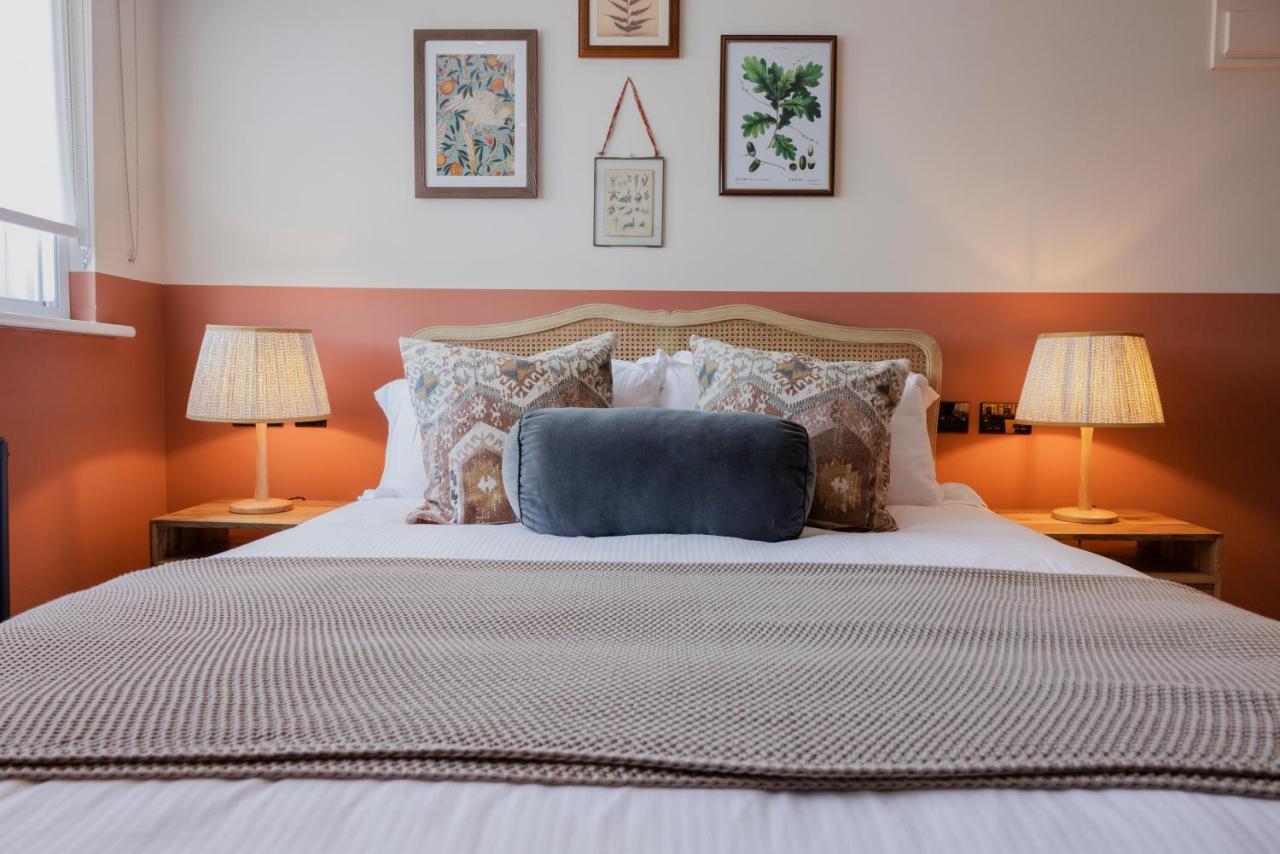 The George & Dragon Hotel Westerham Bagian luar foto