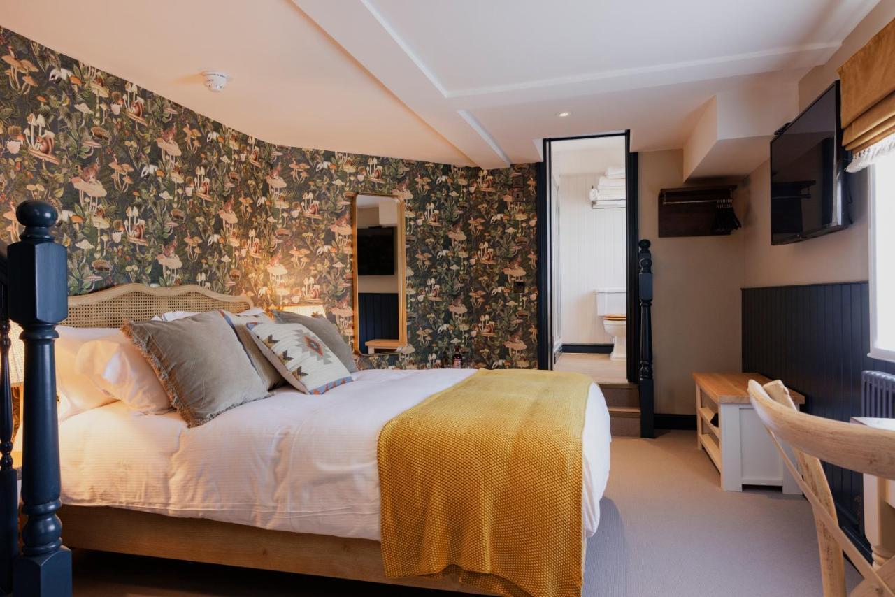 The George & Dragon Hotel Westerham Bagian luar foto