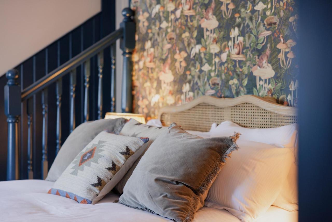 The George & Dragon Hotel Westerham Bagian luar foto